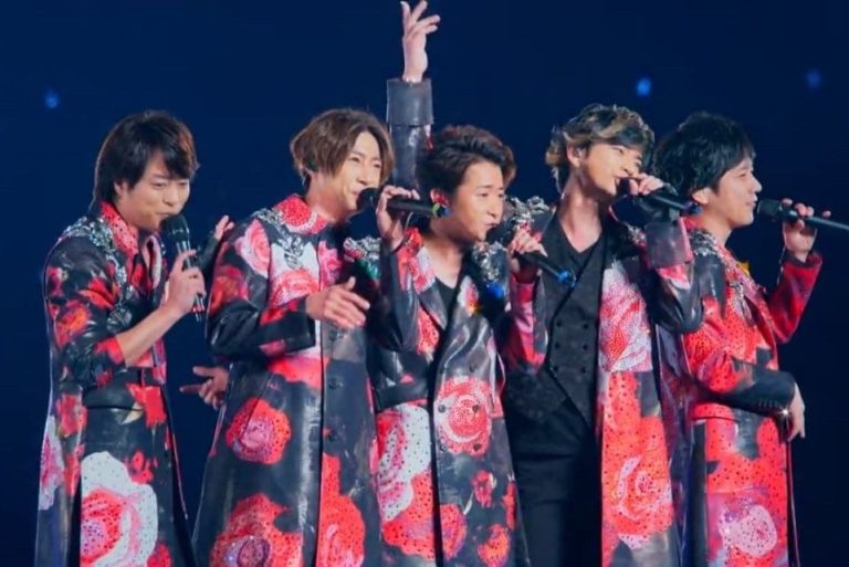 Arashi Resmi Bubar Setelah 27 Tahun: Konser Perpisahan yang Hasilkan Rp1,3 Triliun