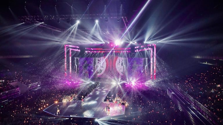 YOASOBI World Tour 2026: Ayase dan ikura Bawa Musik J-Pop ke Panggung Dunia