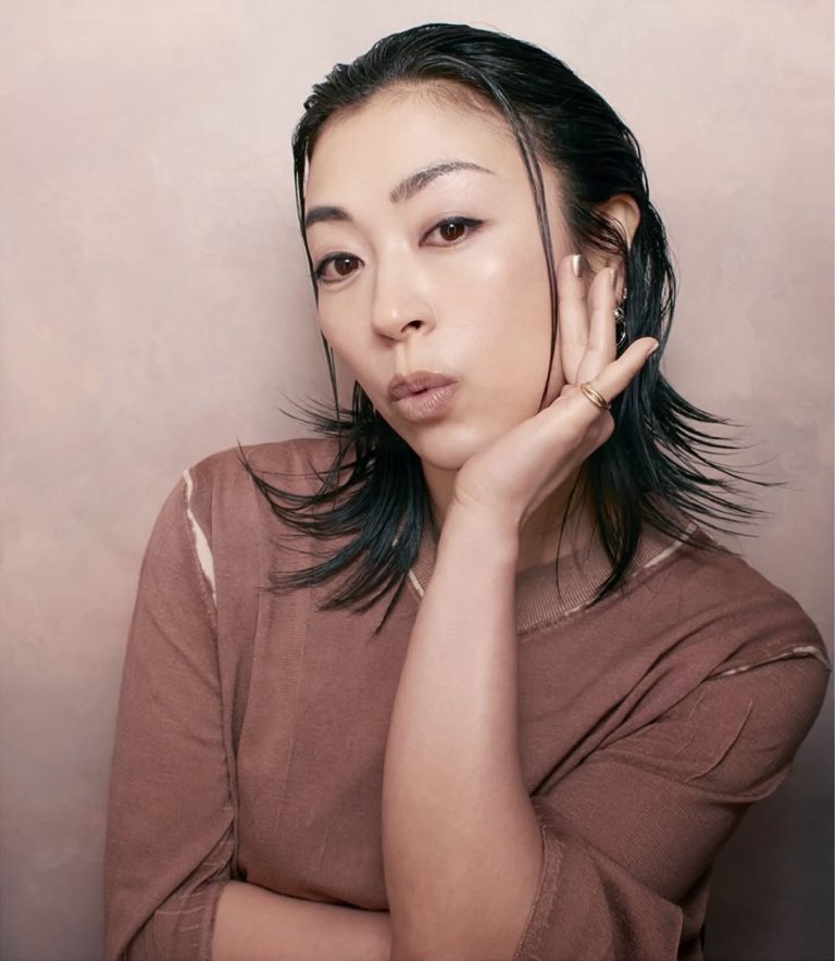 Hikaru Utada Rilis Lagu Baru ‘Intentions’ untuk JR Central — Sang Legenda Kembali ke Iklan Shinkansen