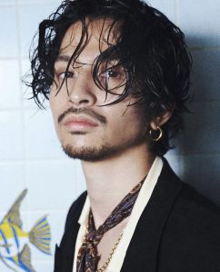 Eksplorasi Musikal King Gnu: Bagaimana Daiki Tsuneta dan Satoru Iguchi Membawa Rock Jepang ke Puncak Dunia