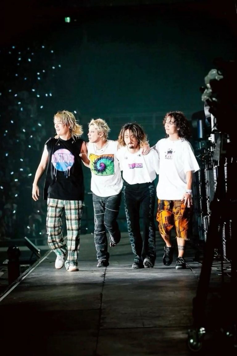 ONE OK ROCK Explodes Across Global Stadiums: How Taka and Band Crushed Expectations on the Premonition Tour