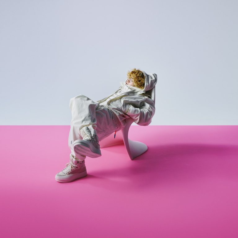 Vaundy Shatters Tokyo Dome Records: How the Gen-Z Polymath Rebuilt J-Pop and Conquered Anime Soundtracks